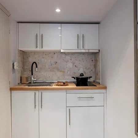 Gimispacefour - Compact Loft In Center Easy Living Appartamento Salonicco