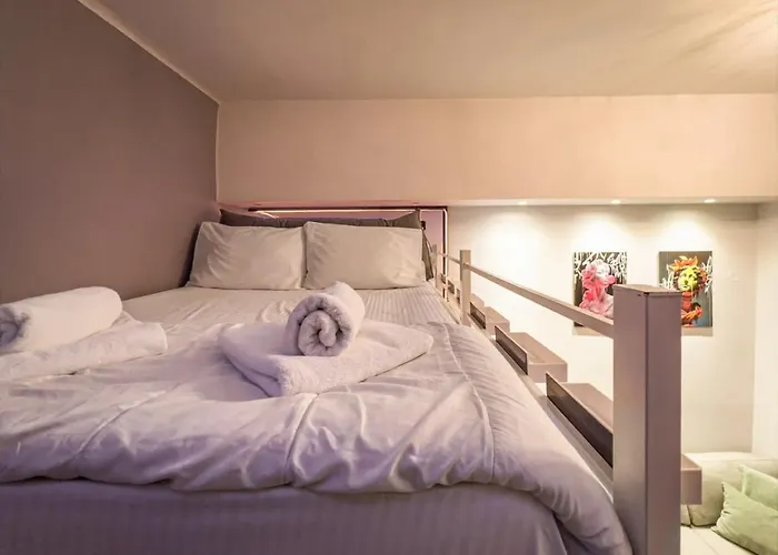 Gimispacefour - Urban Microloft In Center Salonic